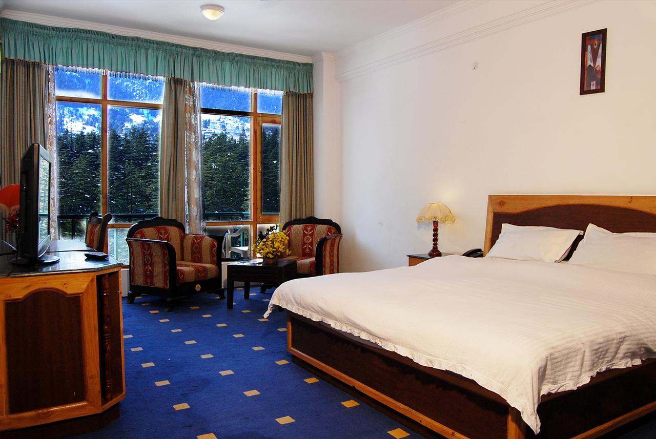 Lords Residency Hotel Manāli Buitenkant foto