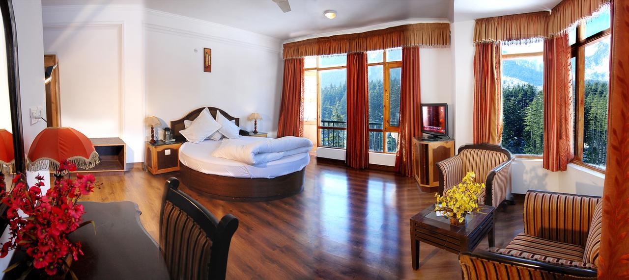 Lords Residency Hotel Manāli Buitenkant foto